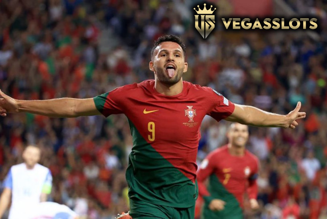 Selebrasi yang dilakukan penyerang Portugal, Goncalo Ramos ketika menjebol gawang Belanda pada matchday 7 Grup J Kualifikasi EURO 2024, Source (14/10/2023) WIB. (c) AP Photo/Luis Vieira