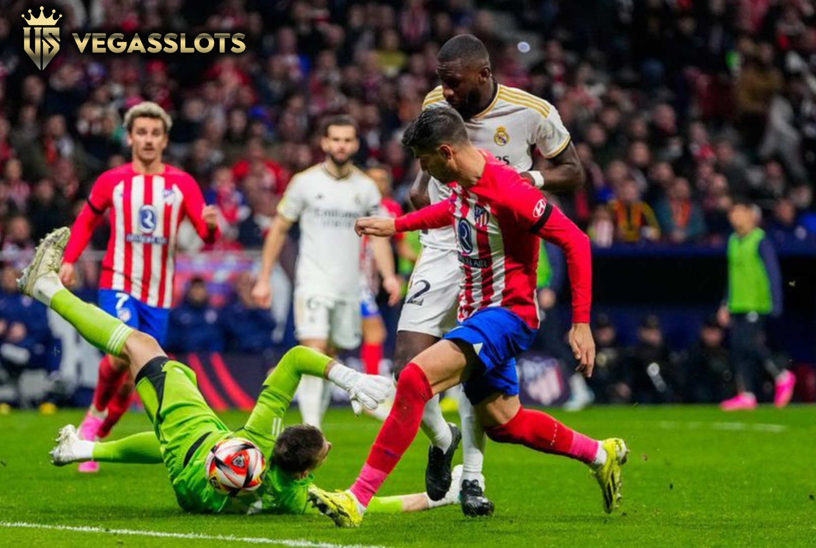 Alvaro Morata mencetak gol dalam laga Copa del Rey antara Atletico Madrid vs Real Madrid, Jumat (19/1/2024). (c) AP Photo/Manu Fernandez