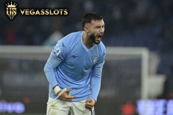 Selebrasi gol pemain Lazio, Valentin Castellanos (c) Fabrizio Corradetti/LaPresse via AP